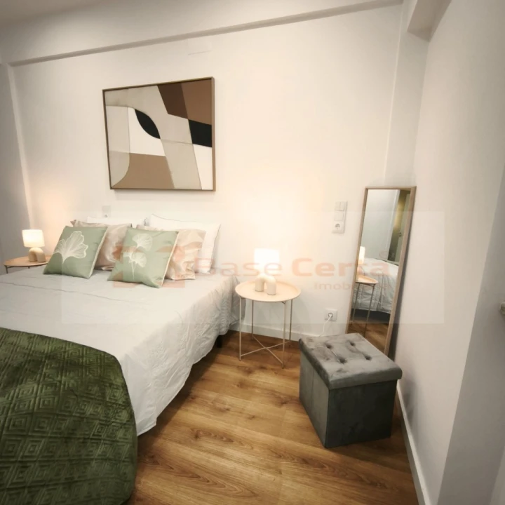 Apartamento T3 para Venda em Benfica Foto 27