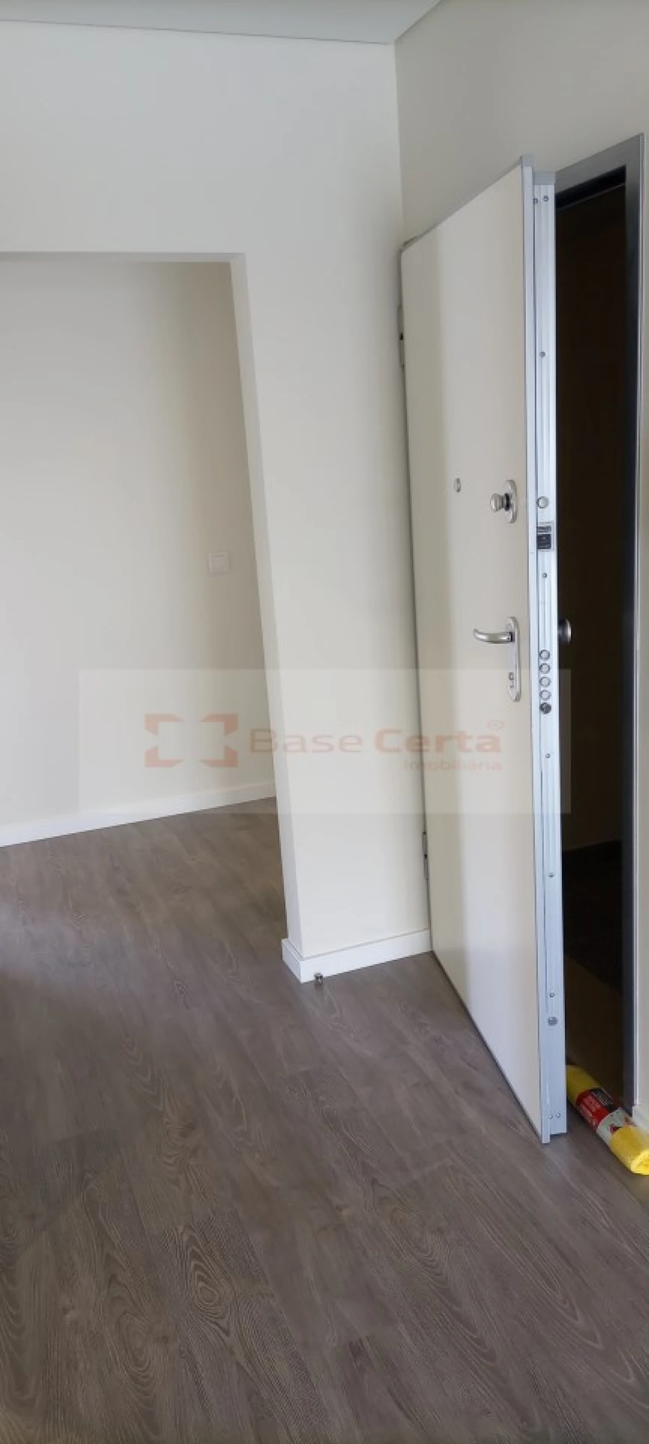 Apartamento T4 para Venda em Corroios Foto 21