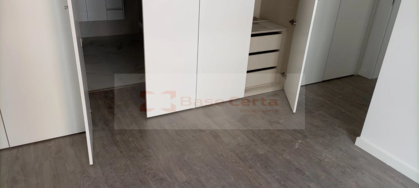Apartamento T3 para Venda em Corroios Foto 23