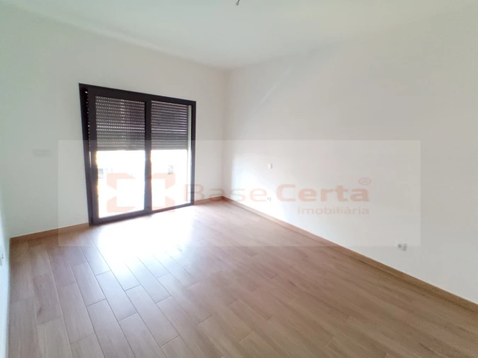 Apartamento T3 para Venda em Corroios Foto 19