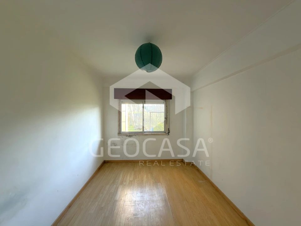 Apartamento T2 para Venda em Algueirão-Mem Martins Foto 10