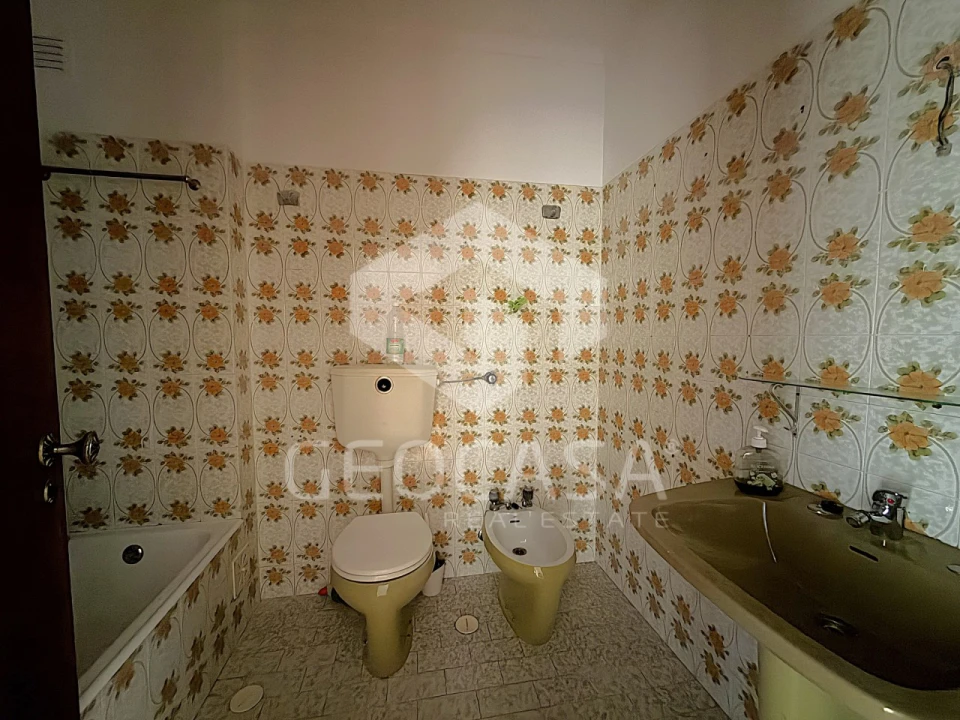 Apartamento T2 para Venda em Algueirão-Mem Martins Foto 13