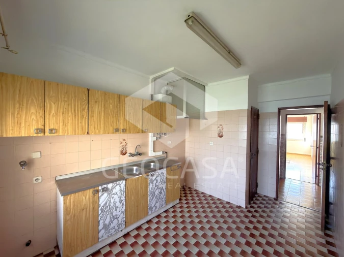 Apartamento T2 para Venda em Algueirão-Mem Martins Foto 5