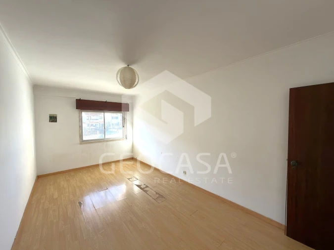 Apartamento T2 para Venda em Algueirão-Mem Martins