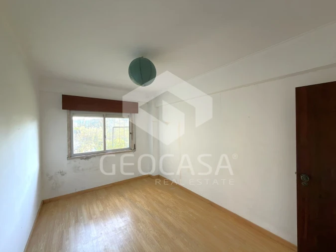 Apartamento T2 para Venda em Algueirão-Mem Martins Foto 12