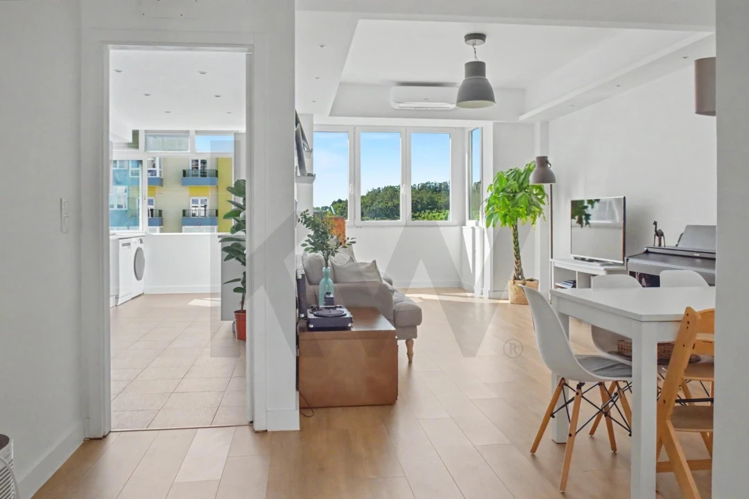 Apartamento T2 para Venda em Carnaxide e Queijas Foto 2