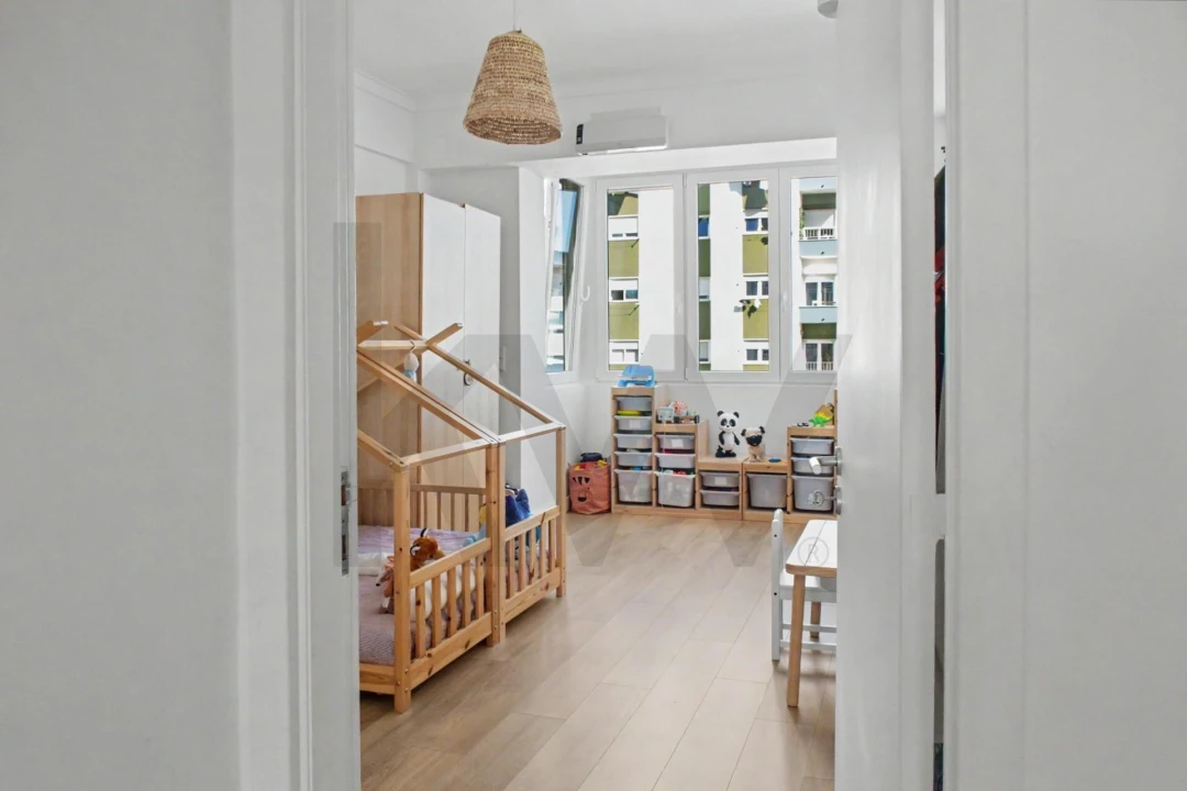 Apartamento T2 para Venda em Carnaxide e Queijas Foto 13