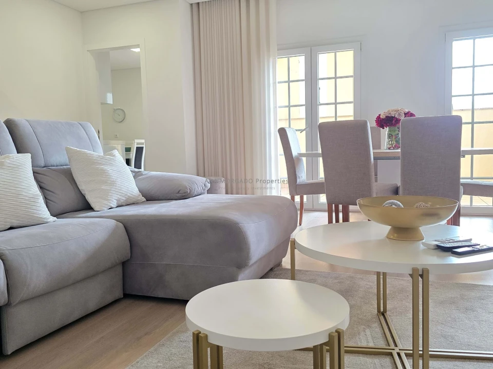 Apartamento T3 para Arrendamento em Águas Livres Foto 5