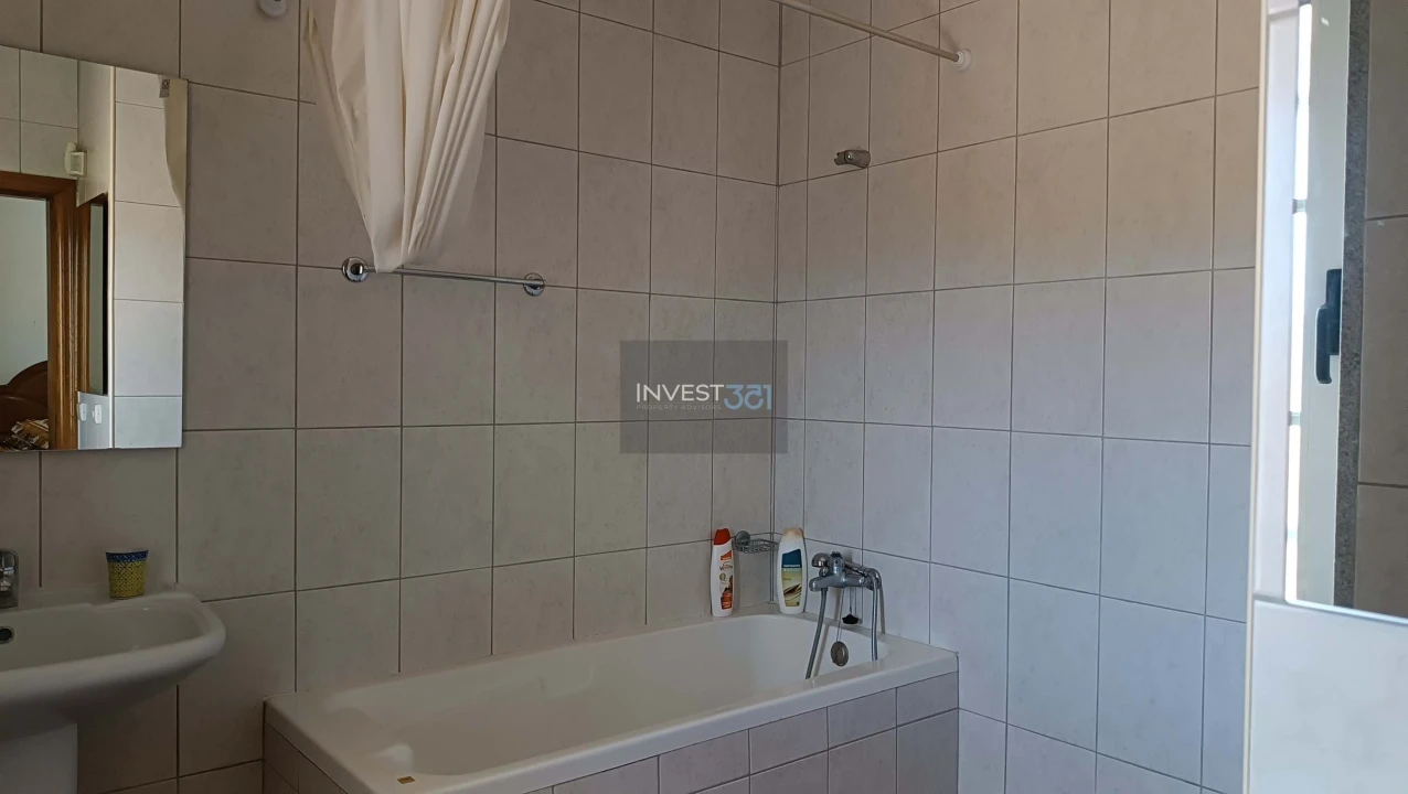 Moradia T3 para Venda em Morais Foto 28