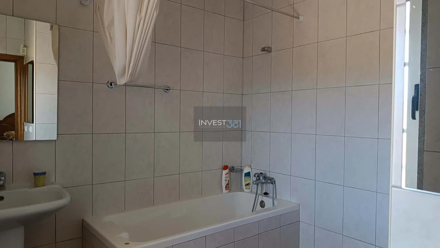 Moradia T3 para Venda em Morais Foto 28