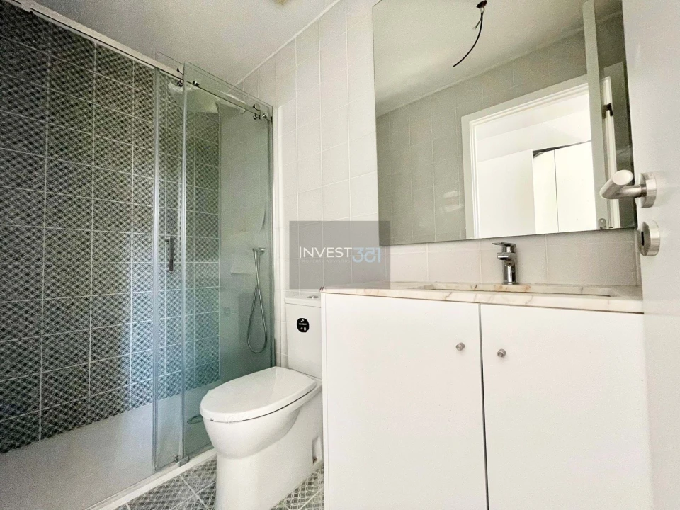 Apartamento T2 para Venda em Paranhos Foto 14