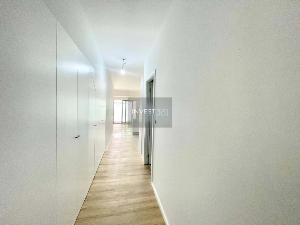 Apartamento T2 para Venda em Paranhos Foto 12