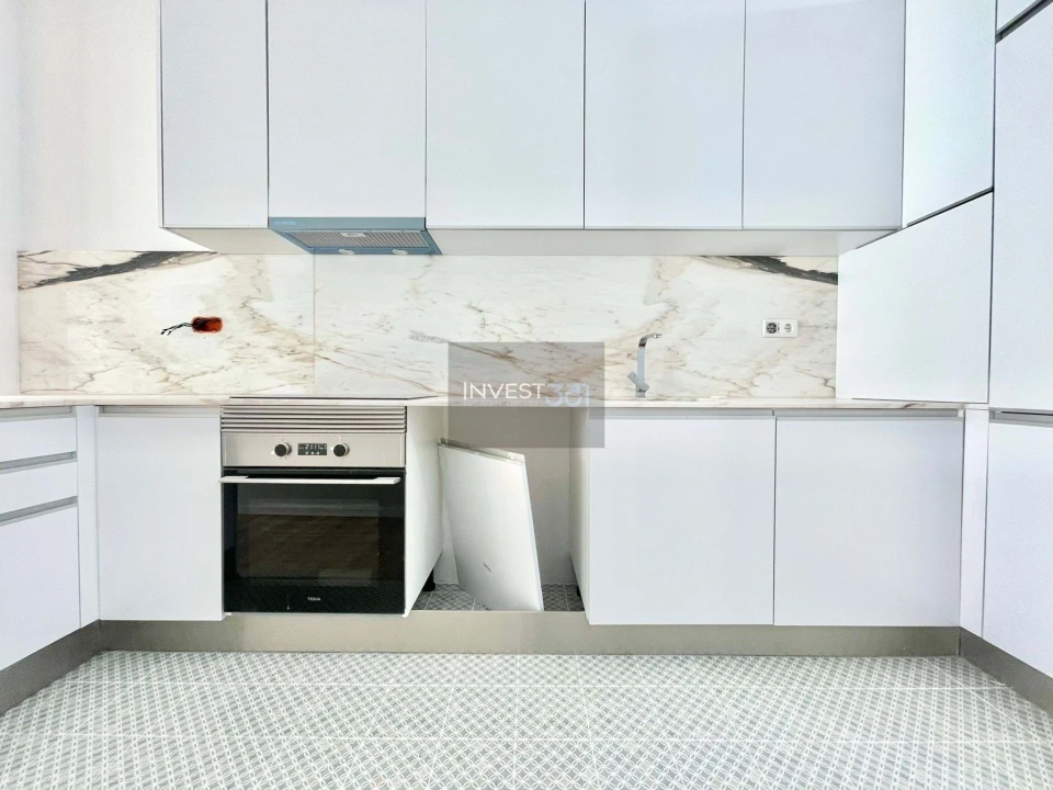 Apartamento T2 para Venda em Paranhos Foto 4