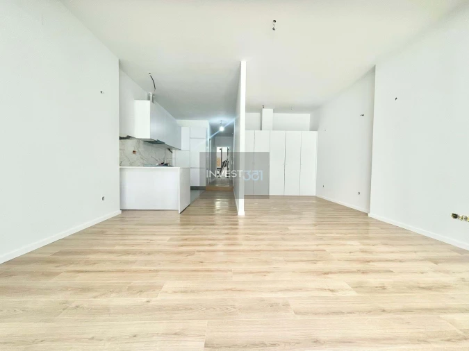 Apartamento T2 para Venda em Paranhos Foto 2