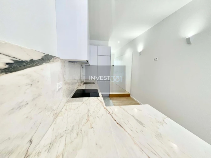 Apartamento T2 para Venda em Paranhos Foto 32