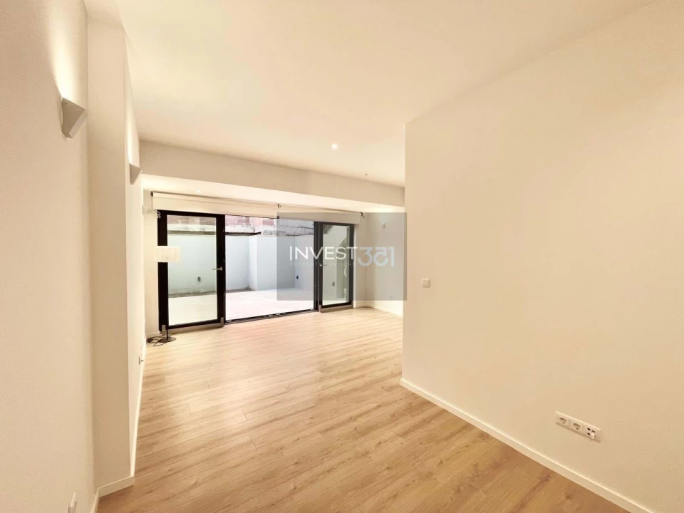 Apartamento T2 para Venda em Paranhos Foto 29