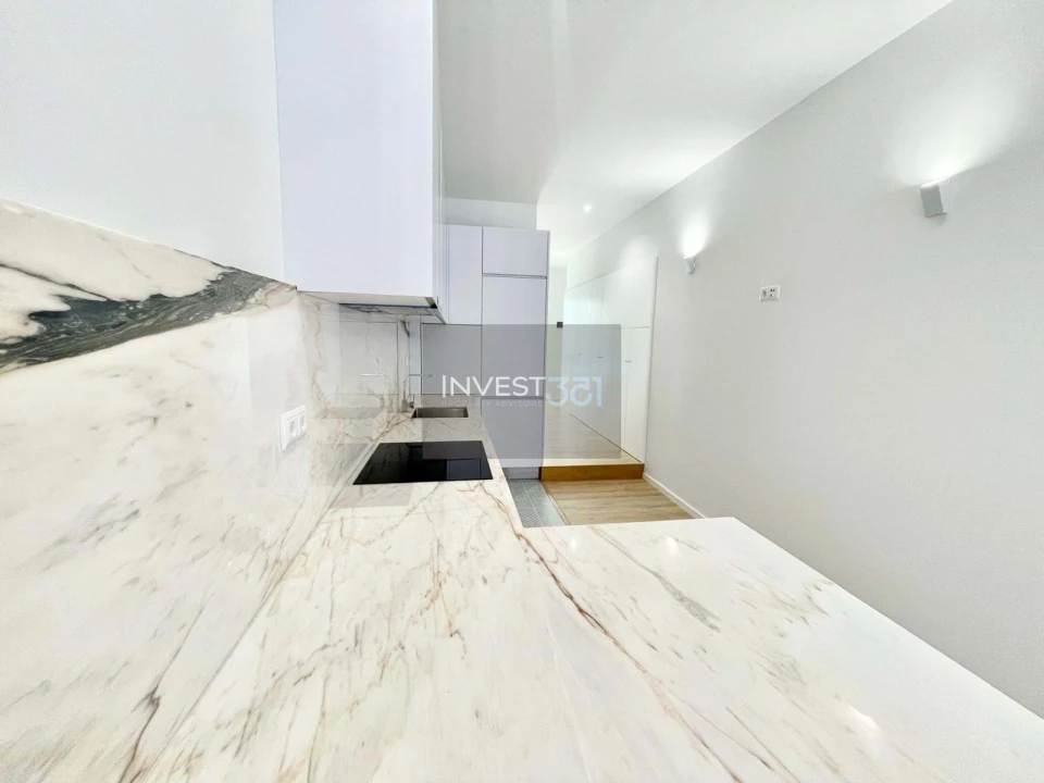 Apartamento T2 para Venda em Paranhos Foto 32