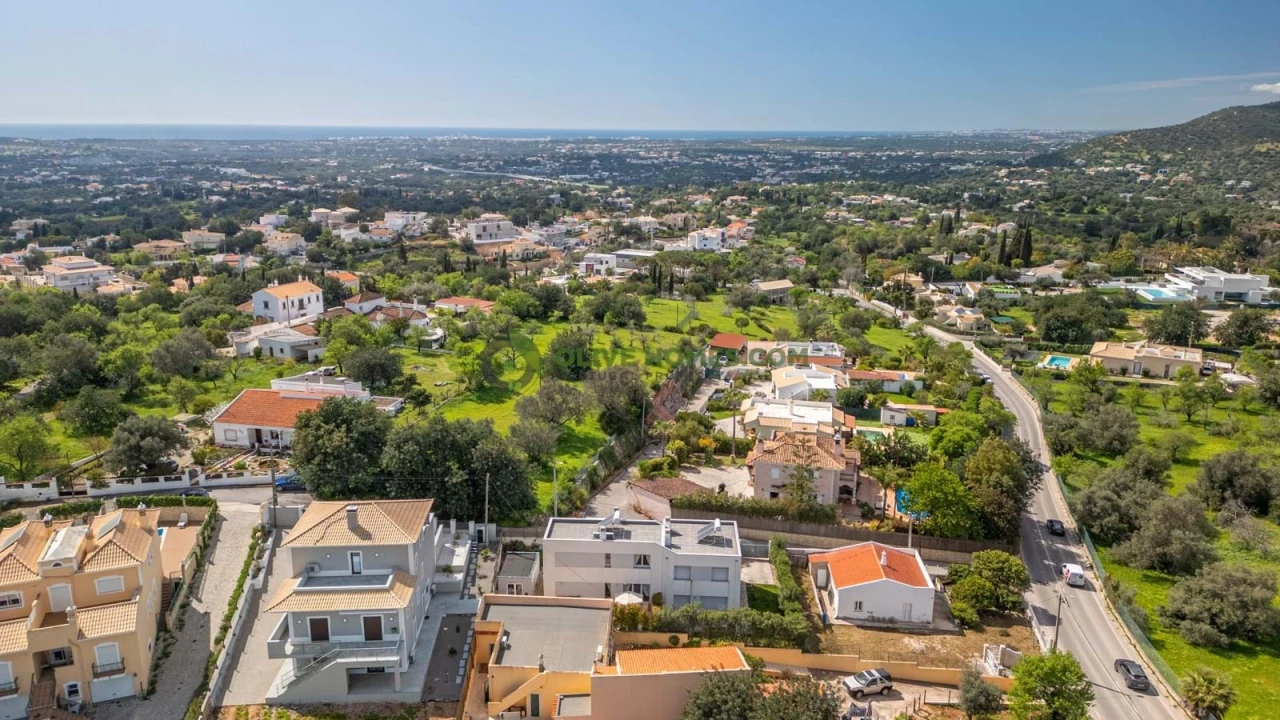 Moradia T3 para Venda em Almancil Foto 89