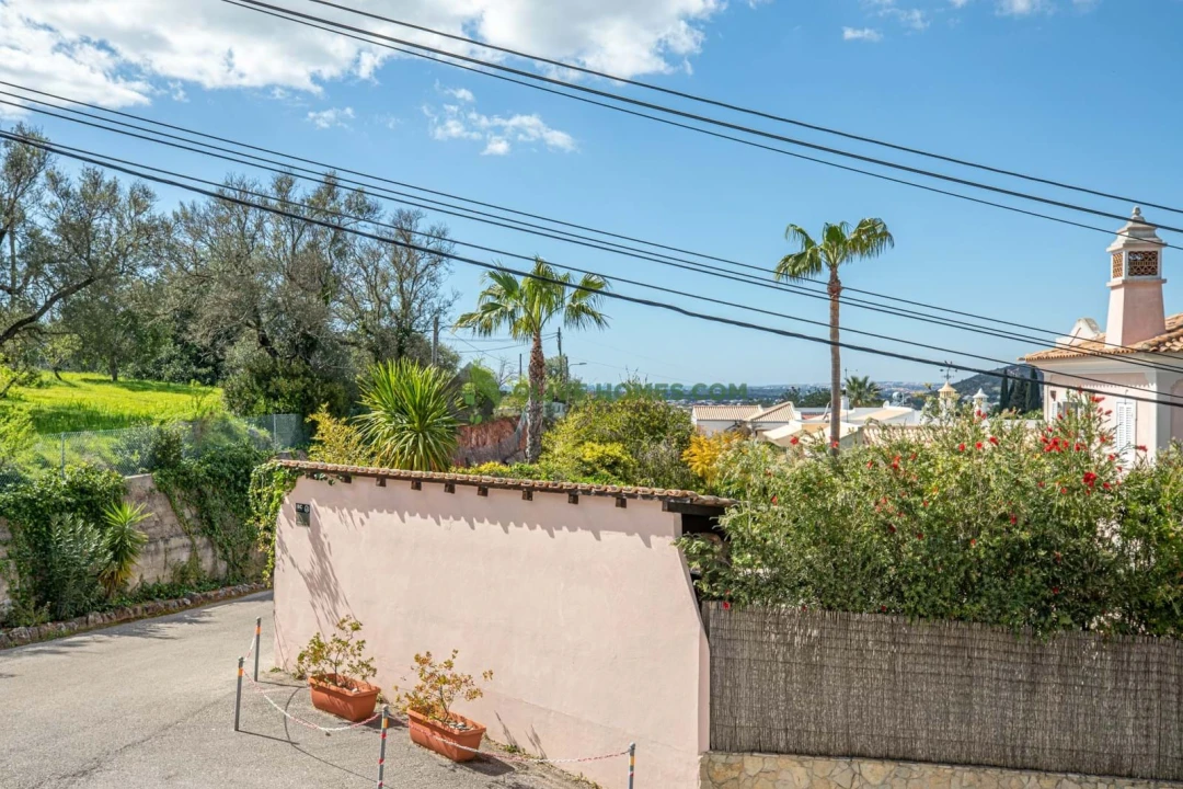 Moradia T3 para Venda em Almancil Foto 40