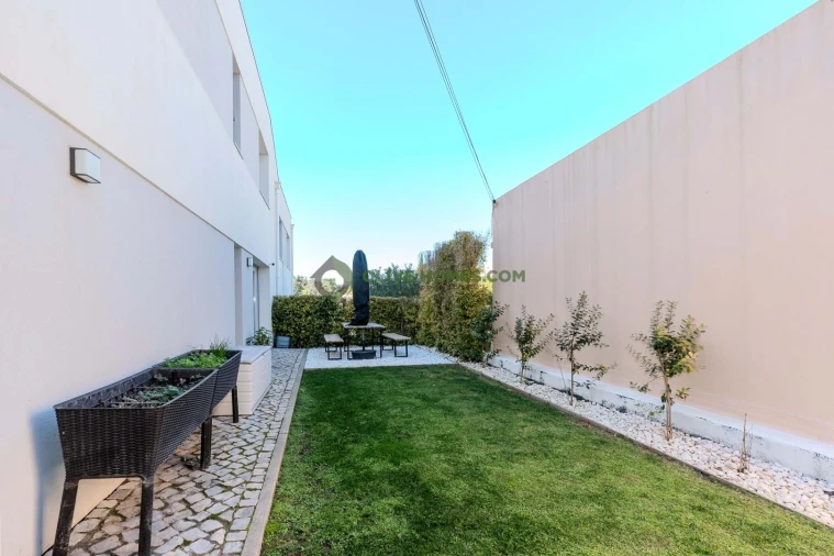 Moradia T3 para Venda em Almancil Foto 30