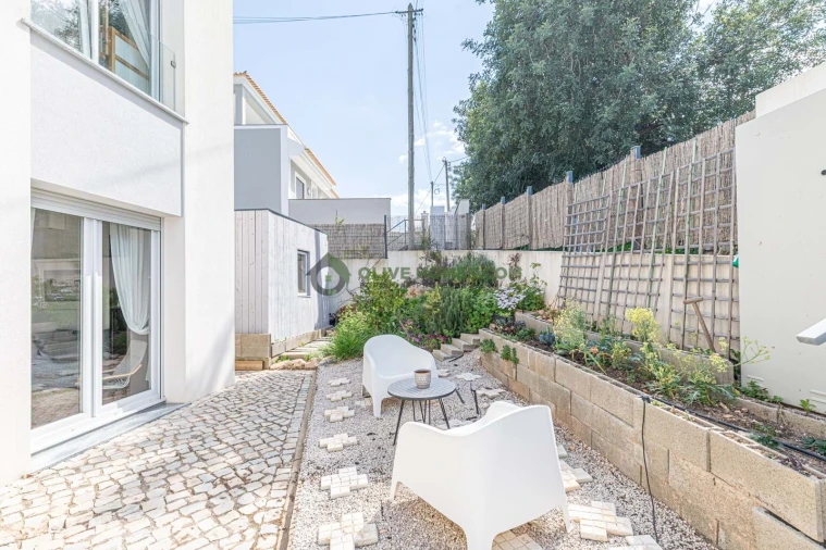 Moradia T3 para Venda em Almancil Foto 69