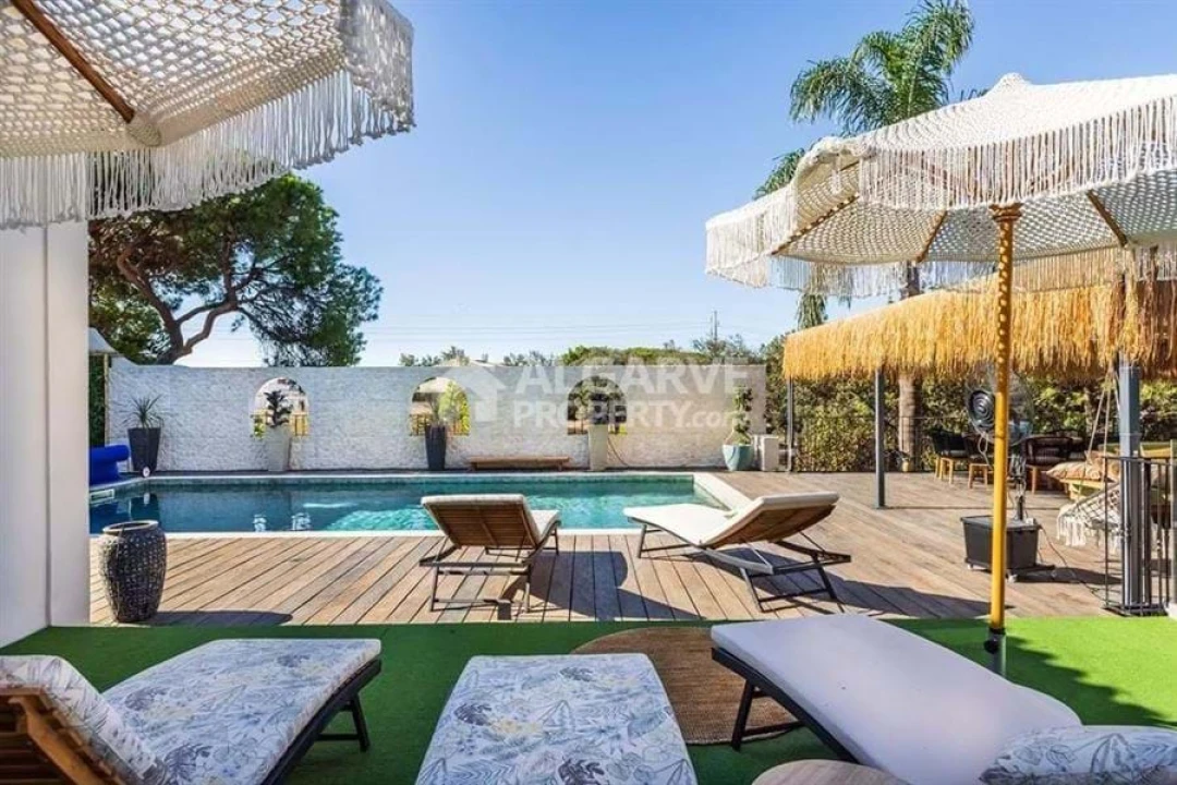 Moradia T6 para Venda em Almancil Foto 29