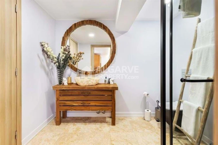 Moradia T6 para Venda em Almancil Foto 18