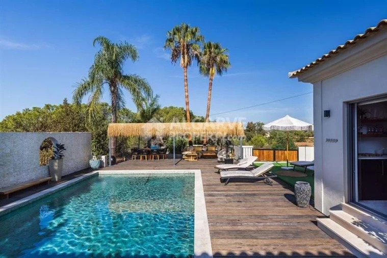 Moradia T6 para Venda em Almancil Foto 28