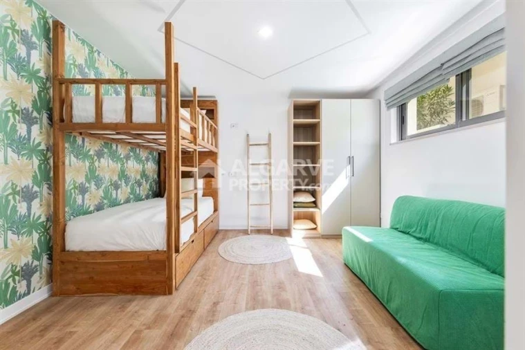 Moradia T6 para Venda em Almancil Foto 23