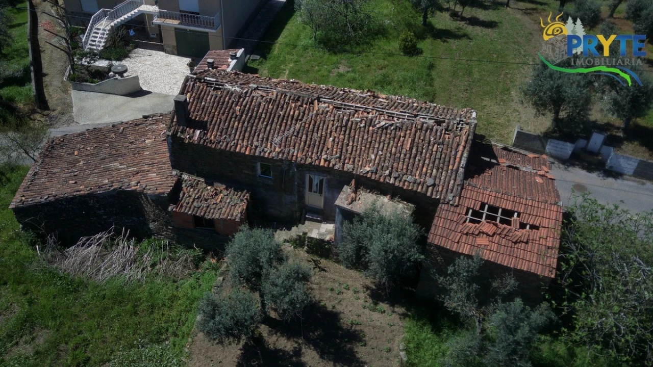 Moradia T3 para Venda em Sertã Foto 6