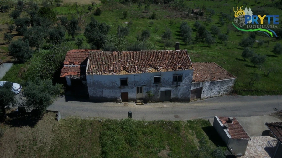 Moradia T3 para Venda em Sertã Foto 3