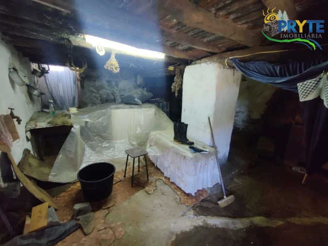 Moradia T3 para Venda em Sertã Foto 8