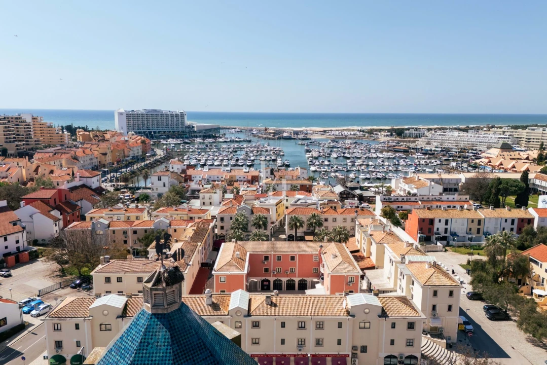 Apartamento T1 para Venda em Quarteira Foto 25