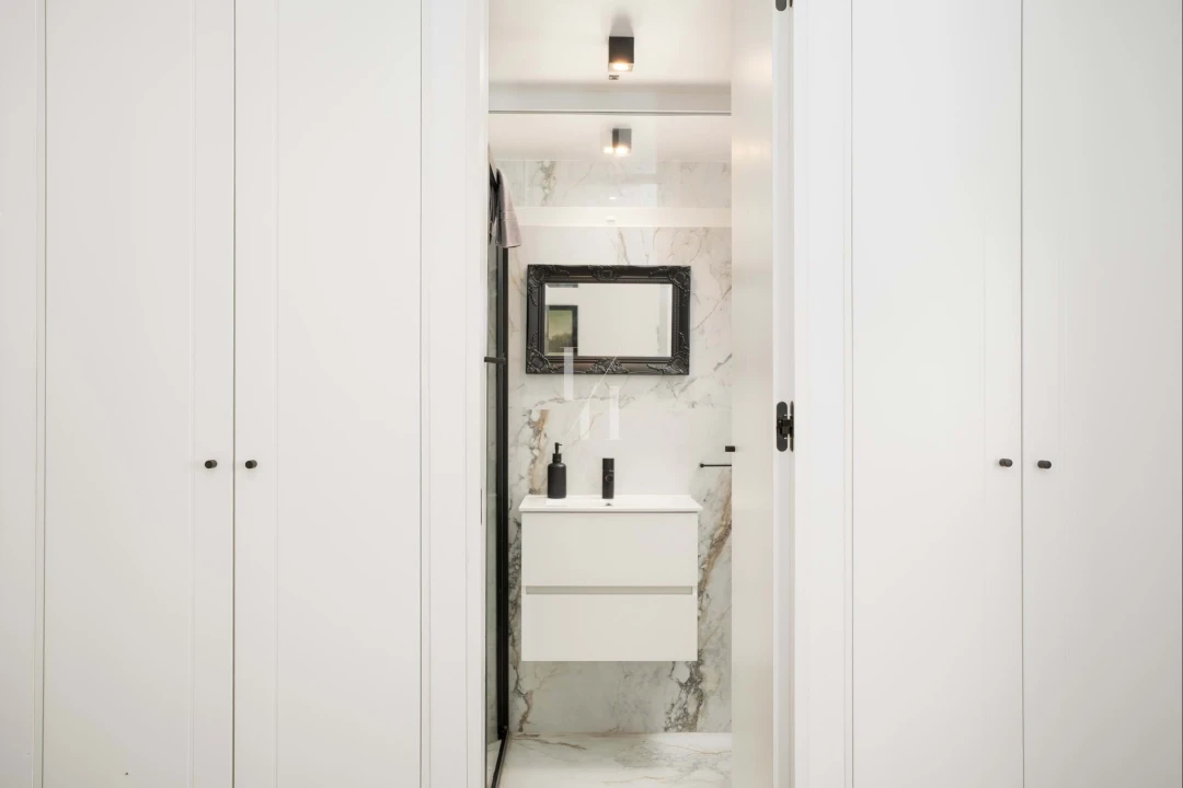 Apartamento T1 para Venda em Quarteira Foto 17