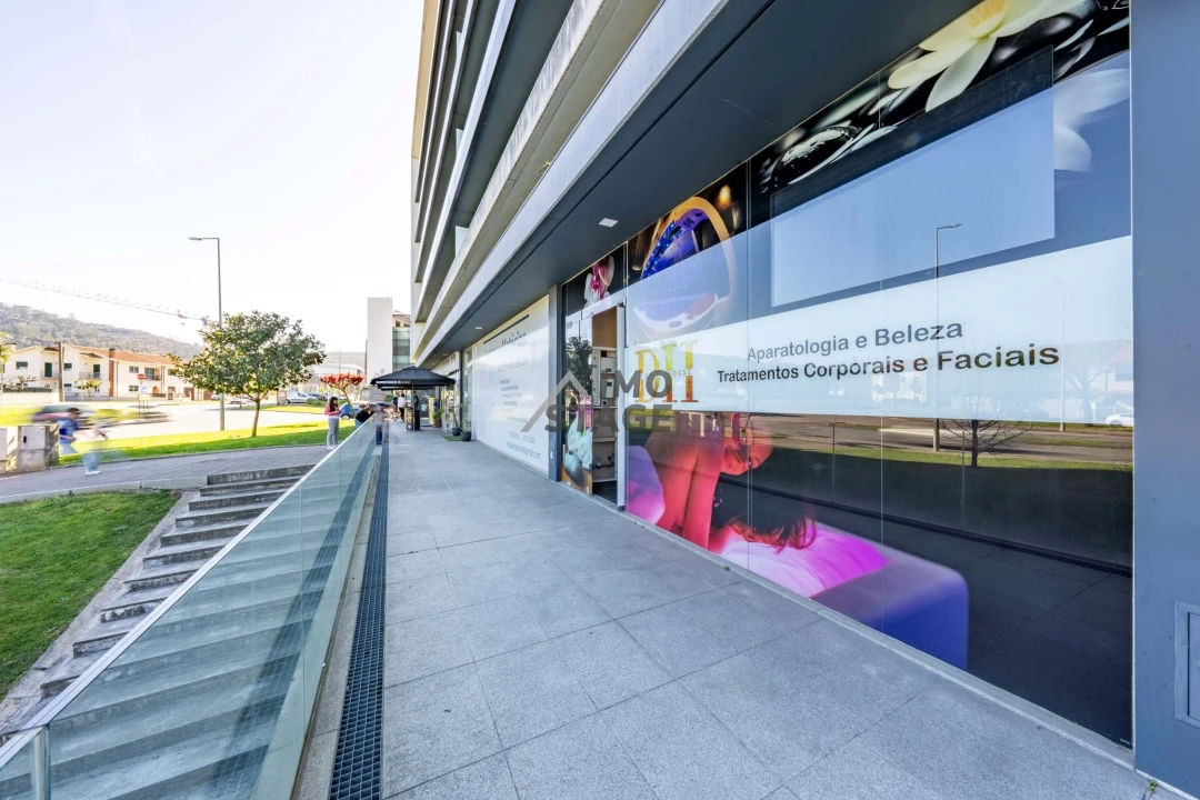 Negócio para Venda em Valongo Foto 3