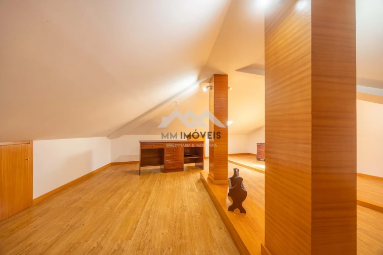 Negócio para Venda em Baguim do Monte (Rio Tinto) Foto 27