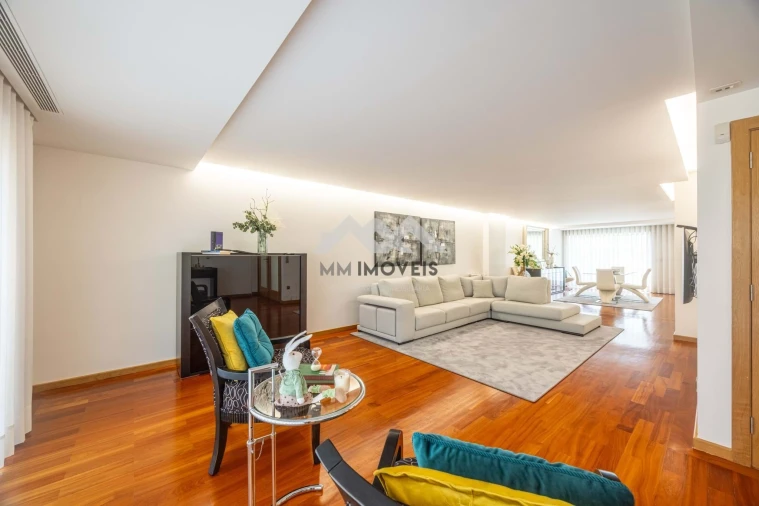 Moradia T3 para Venda em Rio Tinto Foto 49