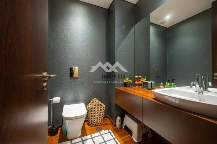 Moradia T4 para Venda em Ermesinde Foto 39