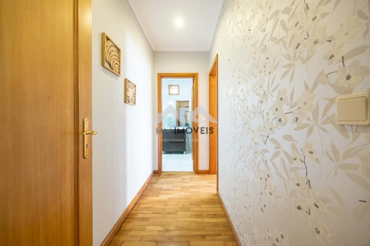 Apartamento T3 para Venda em Avintes Foto 21