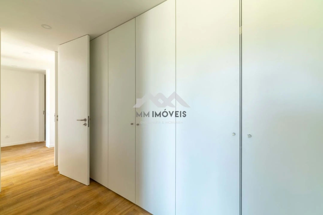 Apartamento T3 para Venda em Lordelo Foto 16