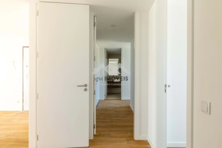 Apartamento T3 para Venda em Lordelo Foto 7