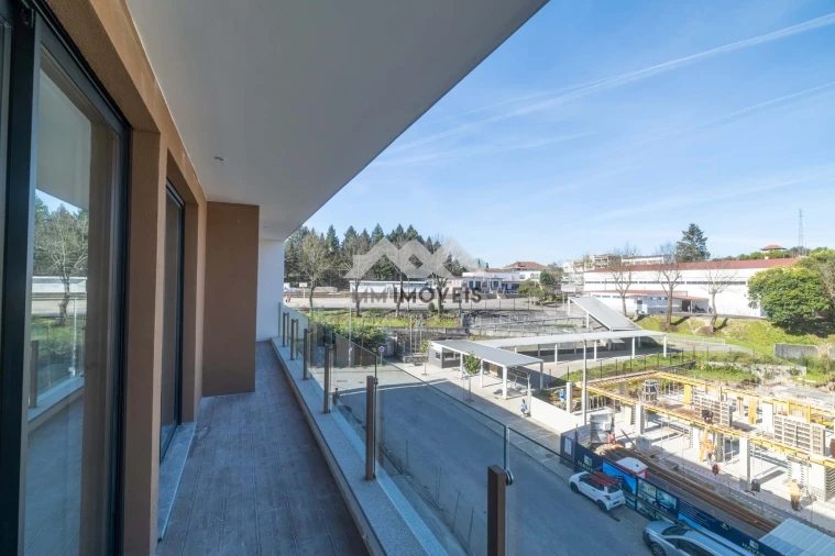 Apartamento T3 para Venda em Lordelo Foto 27