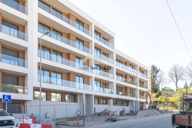 Apartamento T3 para Venda em Lordelo Foto 41