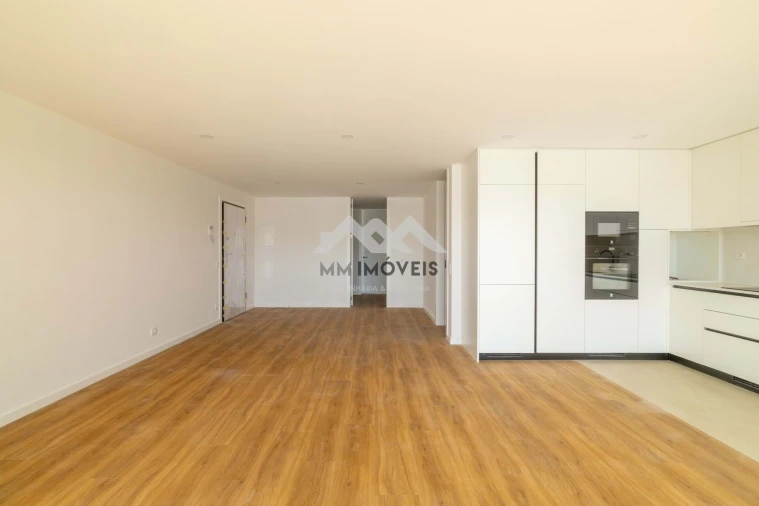 Apartamento T3 para Venda em Lordelo Foto 38