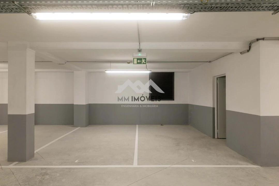 Apartamento T3 para Venda em Lordelo Foto 40