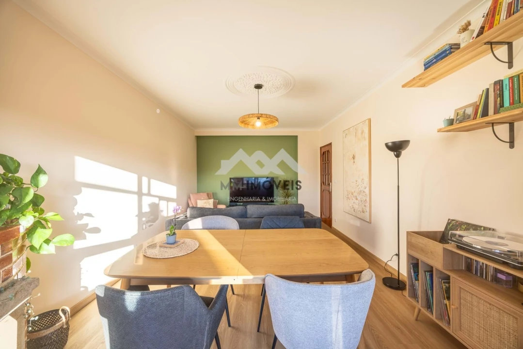 Apartamento T2 para Venda em Rio Tinto Foto 3