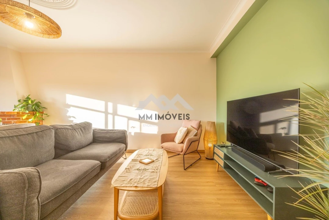 Apartamento T2 para Venda em Rio Tinto Foto 2