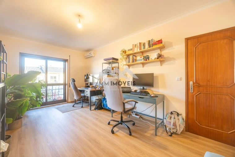 Apartamento T2 para Venda em Rio Tinto Foto 32