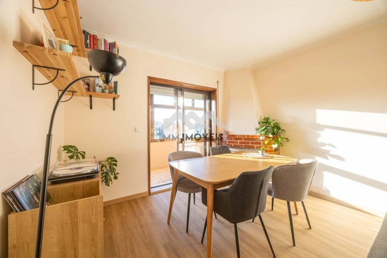 Apartamento T2 para Venda em Rio Tinto Foto 13