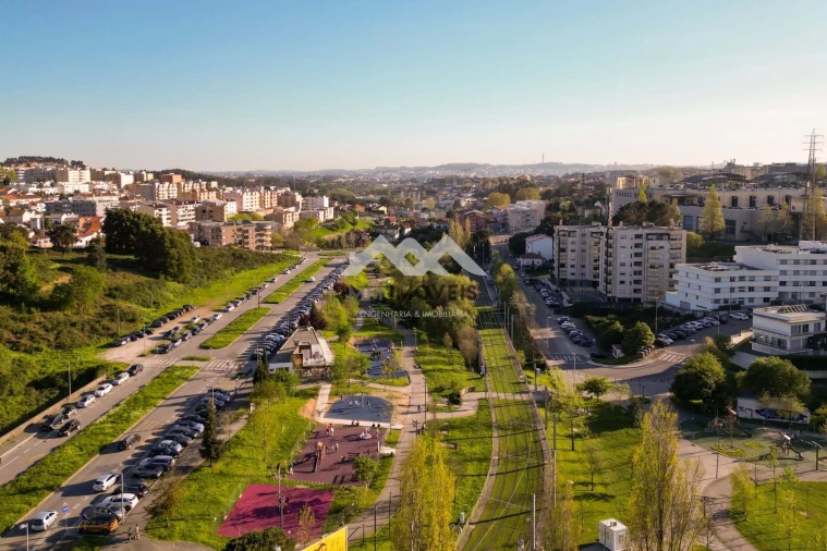 Apartamento T2 para Venda em Rio Tinto Foto 34